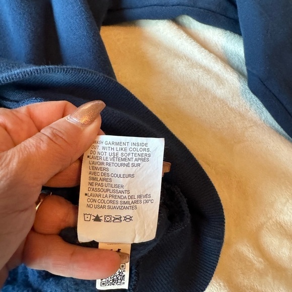 Under Armour Loose Men's Hoodie Size Medium Navy Blue Kangaroo
Pockets - Picture 6 of 10